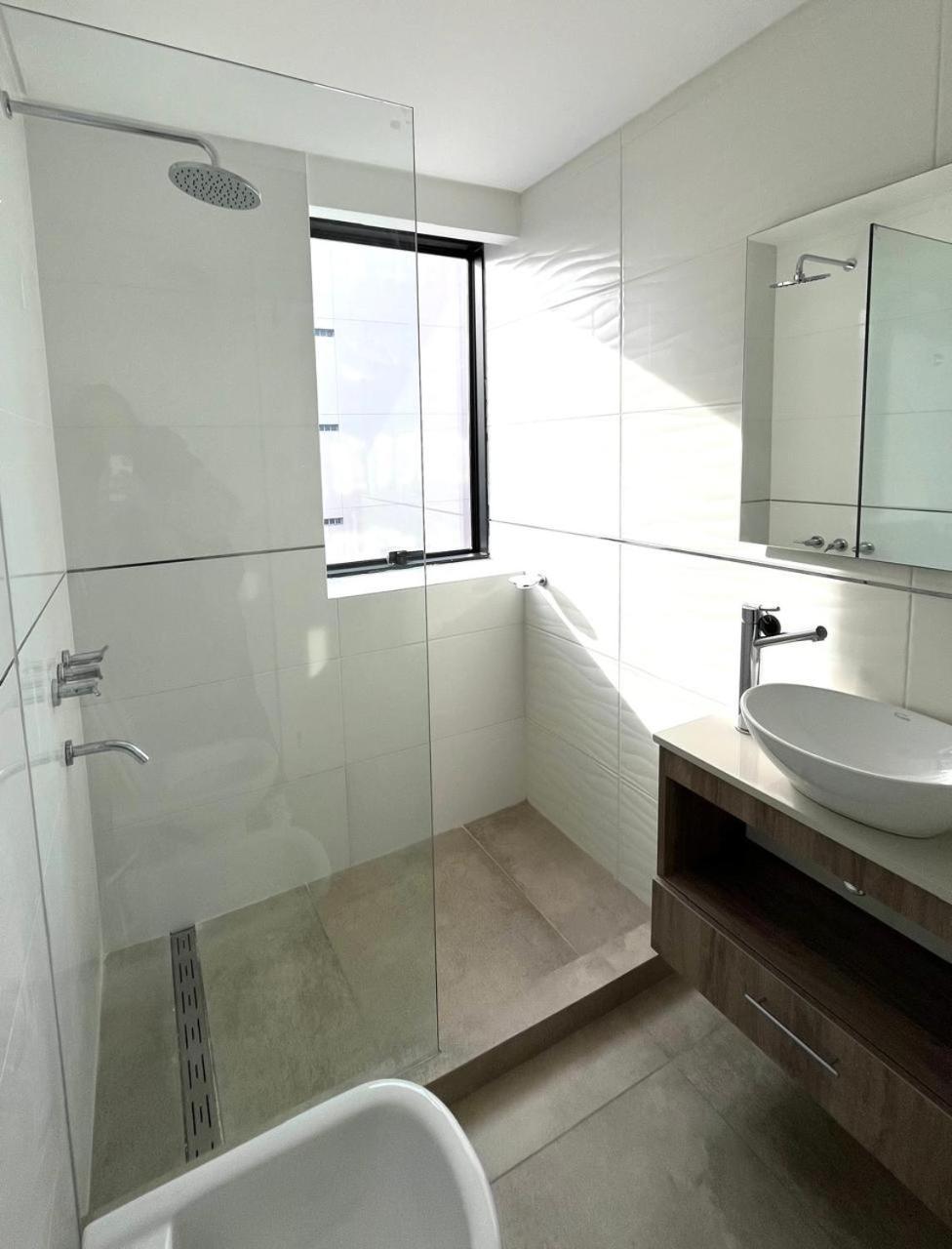 2 Amb Playa Grande Y Alem Cochera - 5 Apartment *